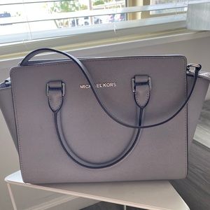 Authentic Michael Kors Handbag/Crossbody